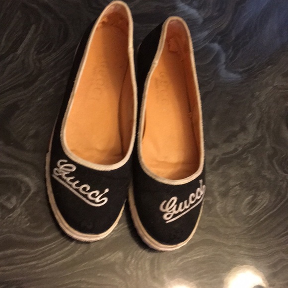 gucci ace sneakers peeling